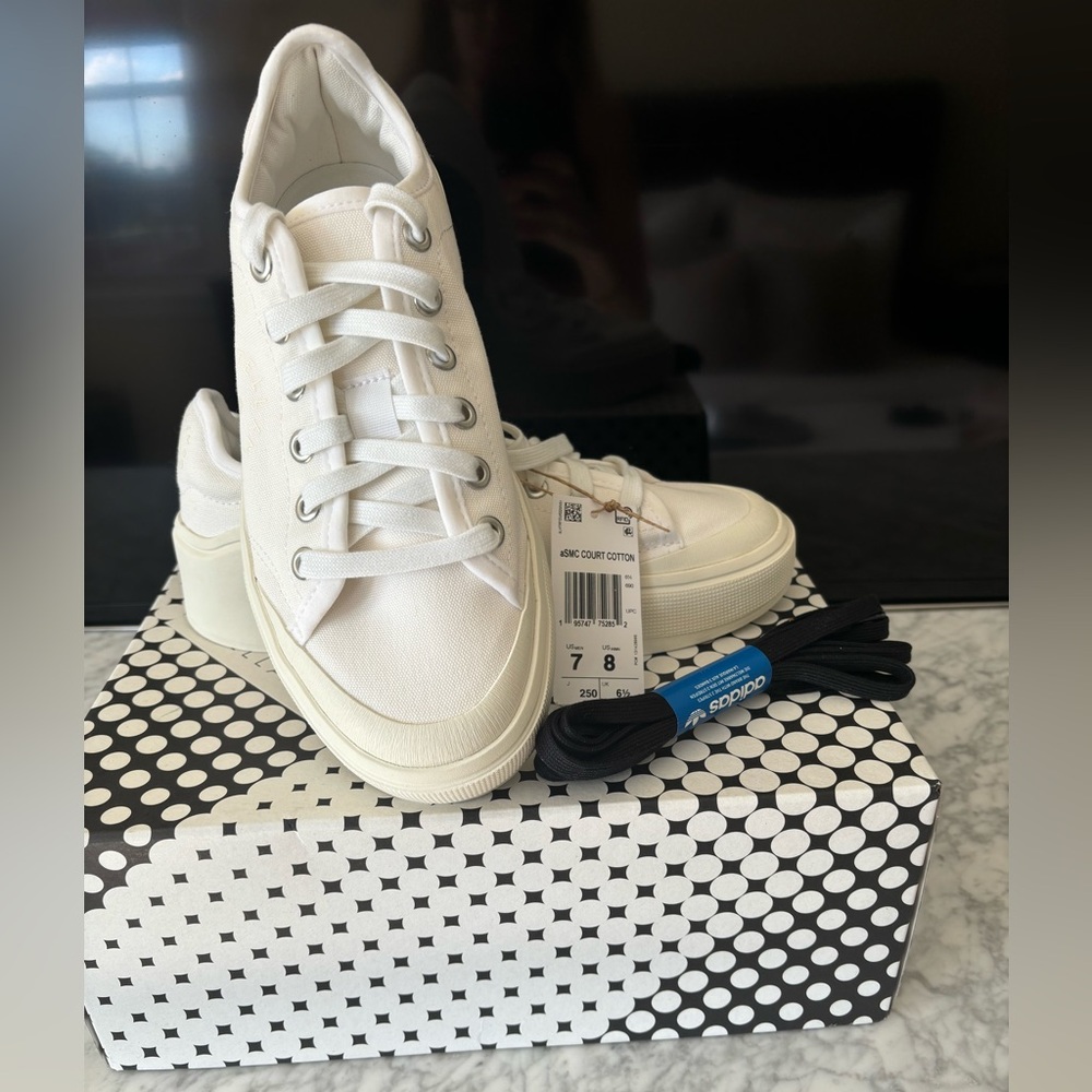 Stella McCartney Solid Canvas Court Sneakers White NIB Size 8 Runs Large